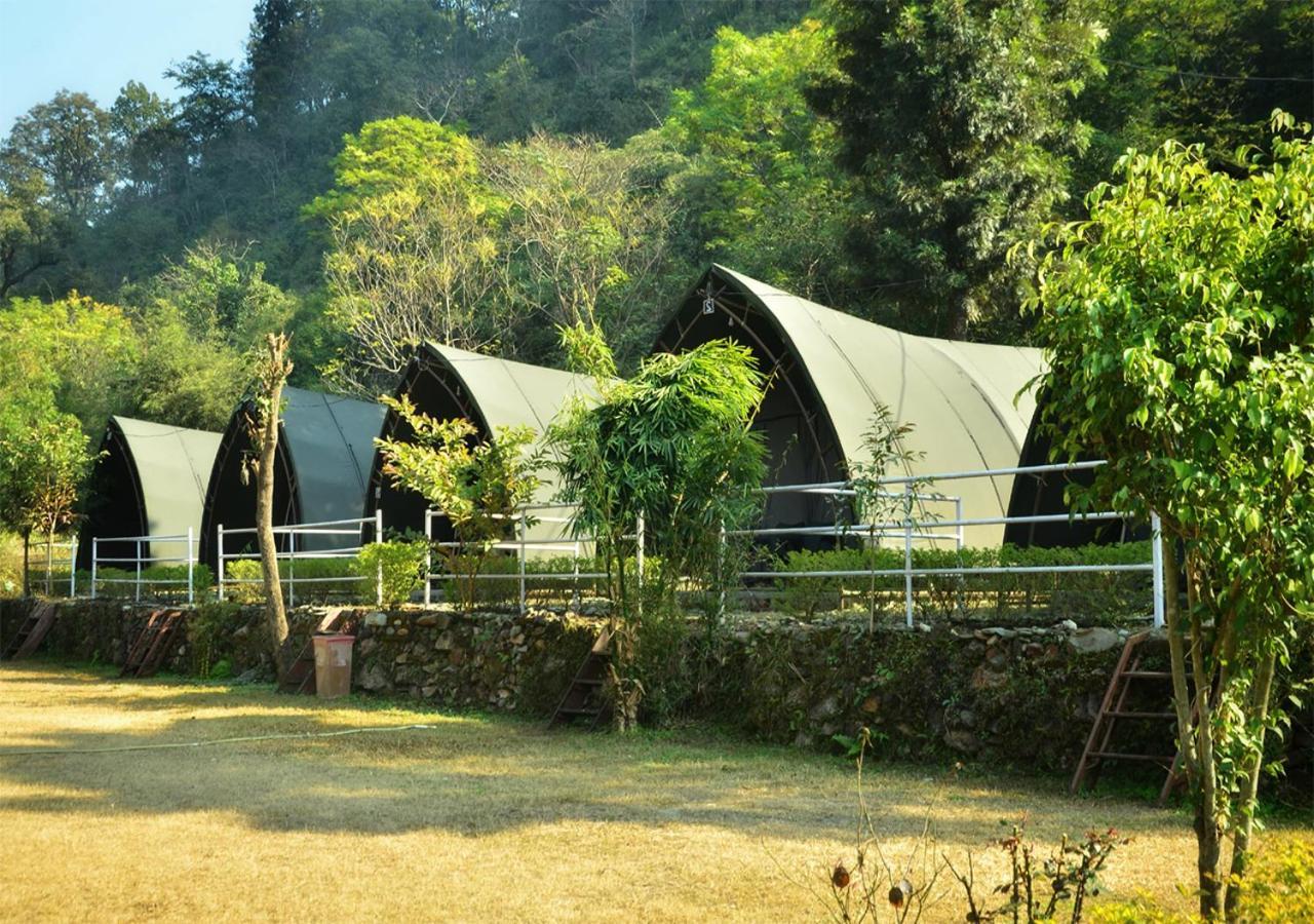 Crocus River Resort Лансдаун Екстериор снимка